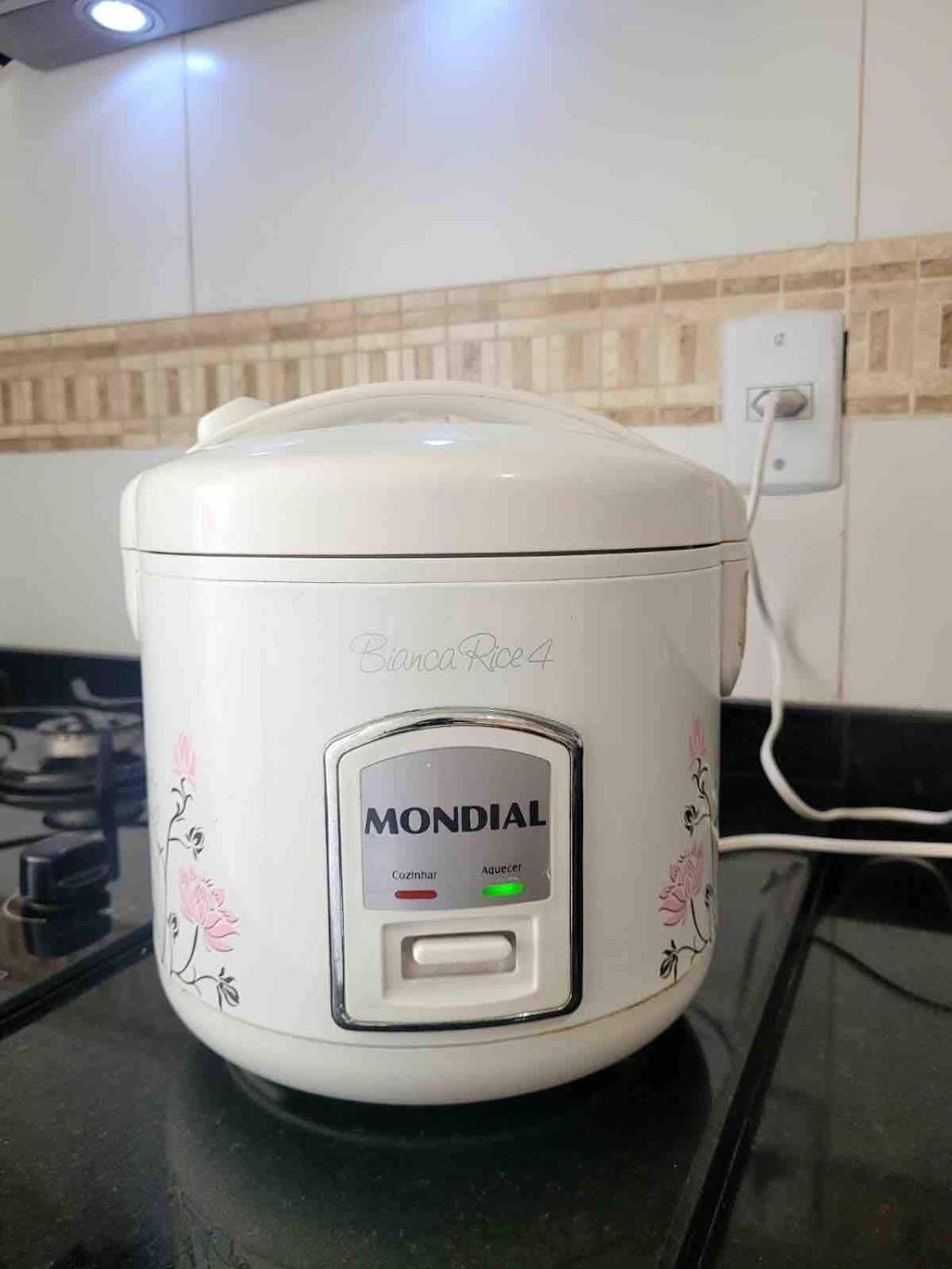 Grande No Centro C/ Cozinha Completa Varanda Apartamento Poços de Caldas