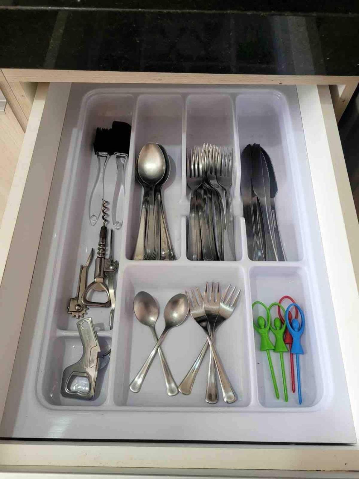 Grande No Centro C/ Cozinha Completa Varanda *